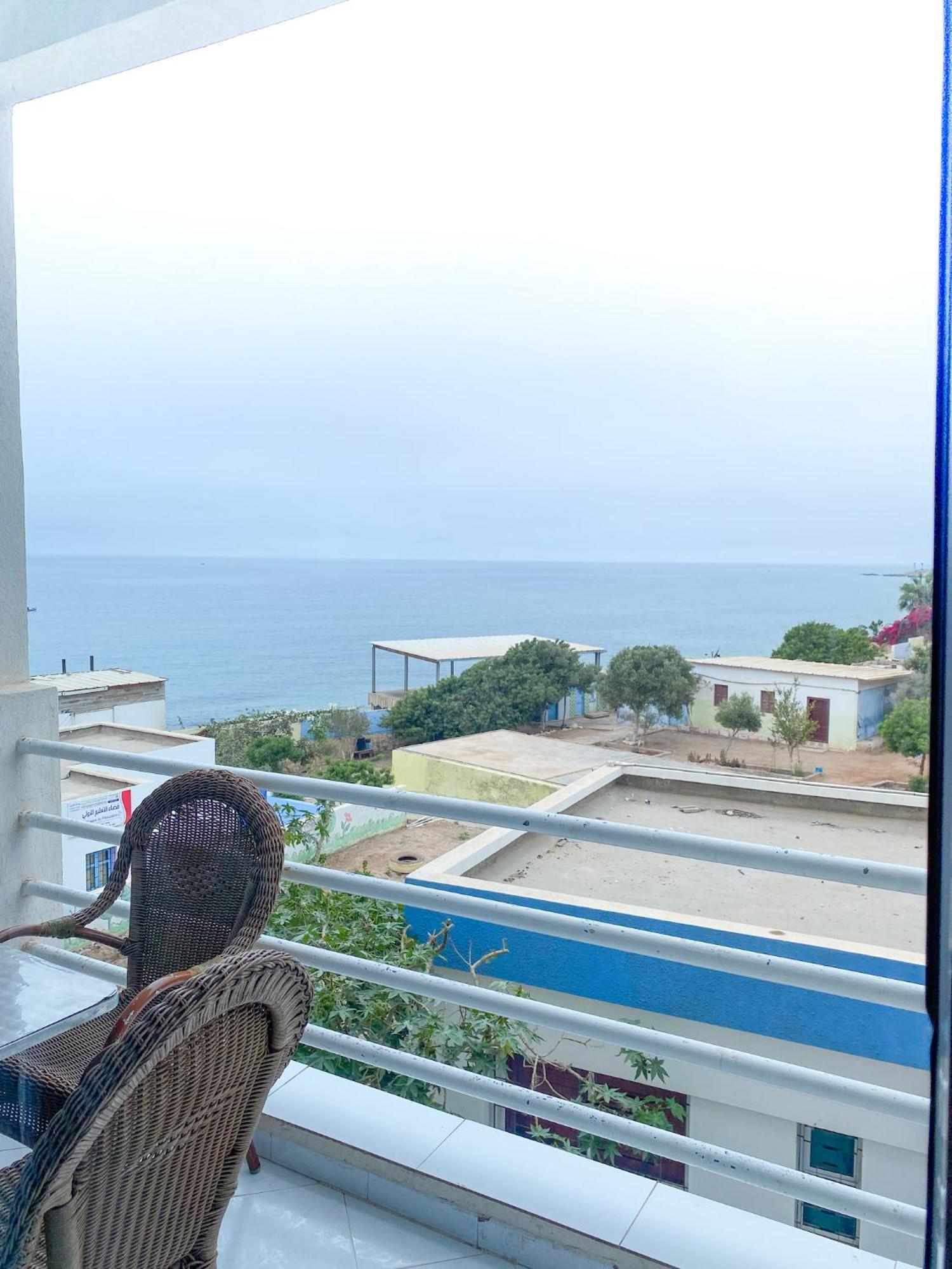 Locals Taghazout Surfcamp Hotel ภายนอก รูปภาพ