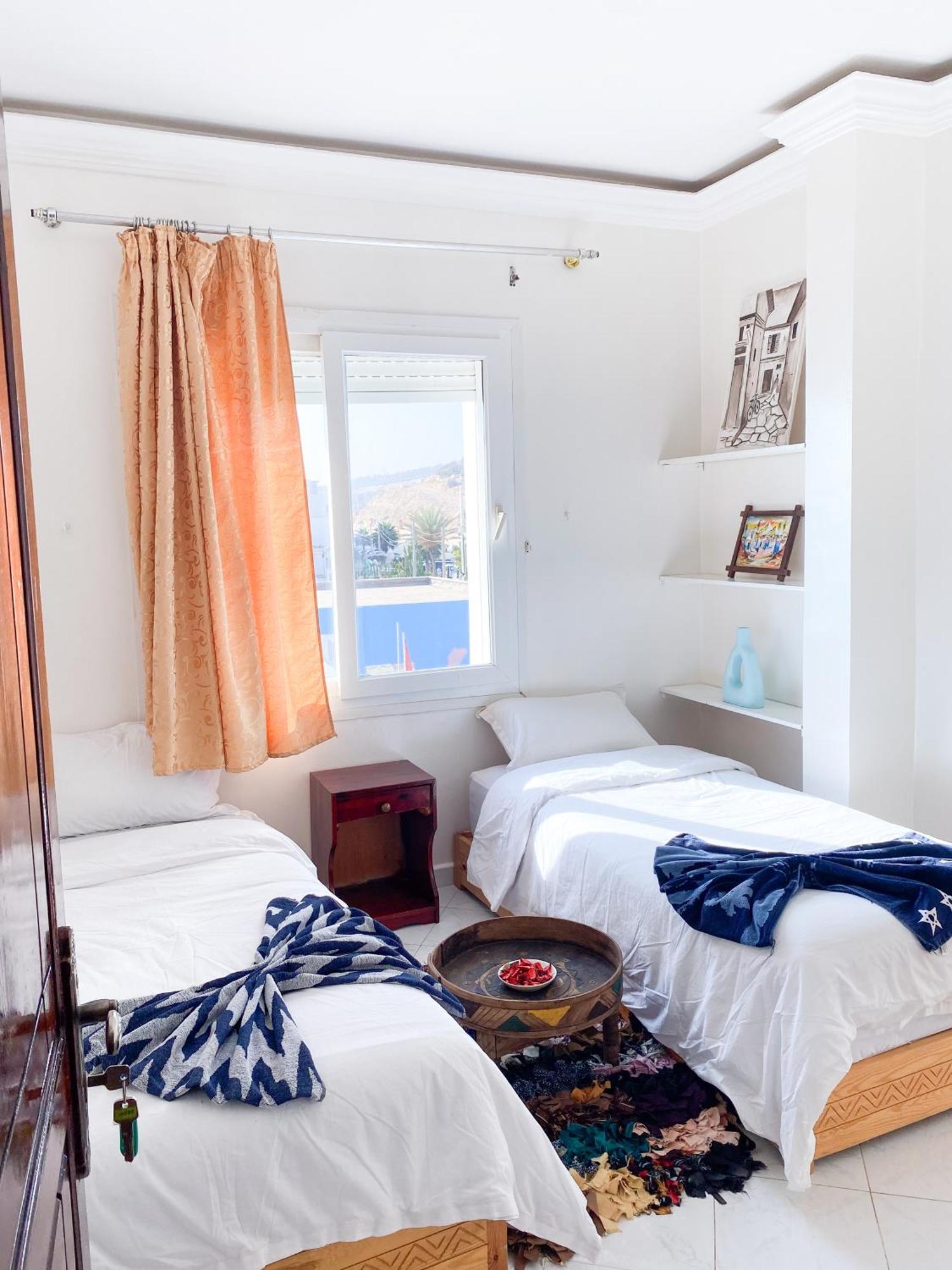 Locals Taghazout Surfcamp Hotel ภายนอก รูปภาพ