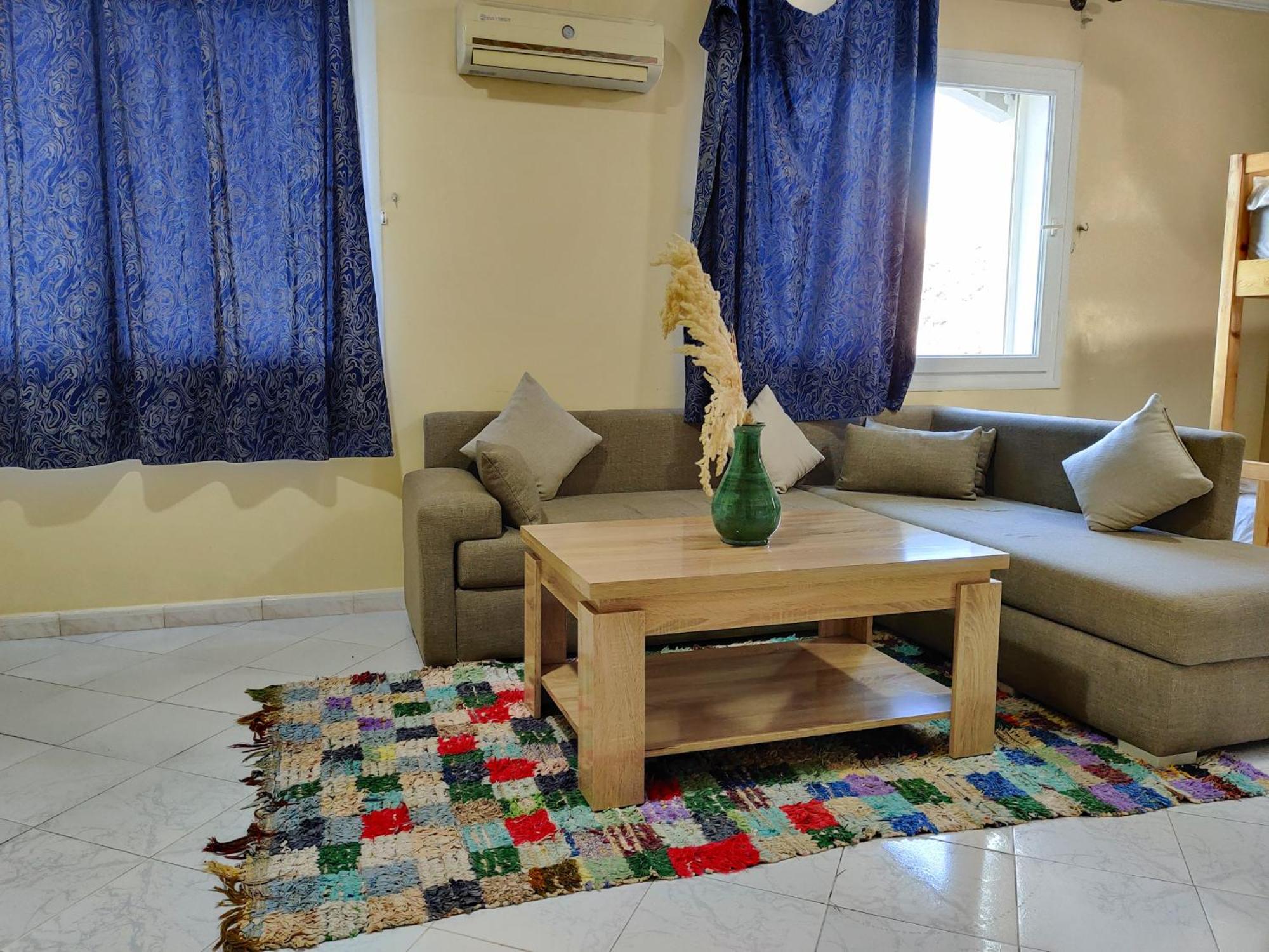 Locals Taghazout Surfcamp Hotel ภายนอก รูปภาพ