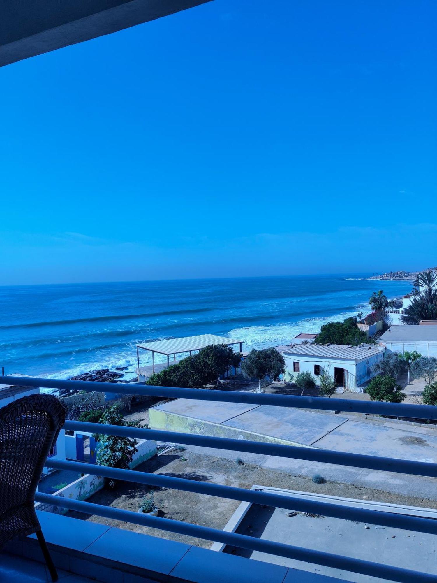 Locals Taghazout Surfcamp Hotel ภายนอก รูปภาพ